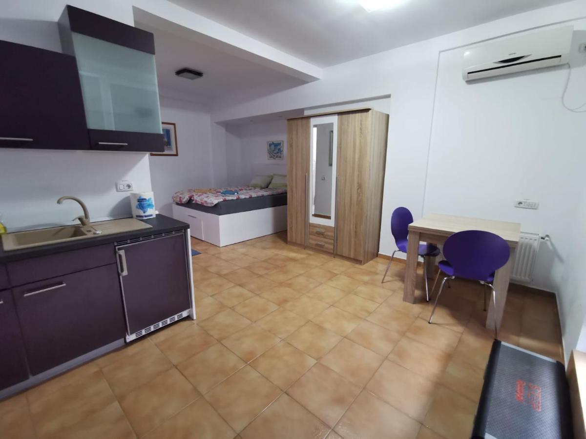 Fitness House With Garden Hotel Constanta Exterior photo