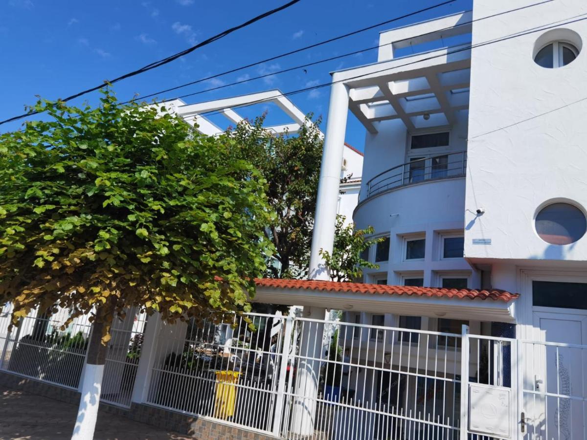Fitness House With Garden Hotel Constanta Exterior photo